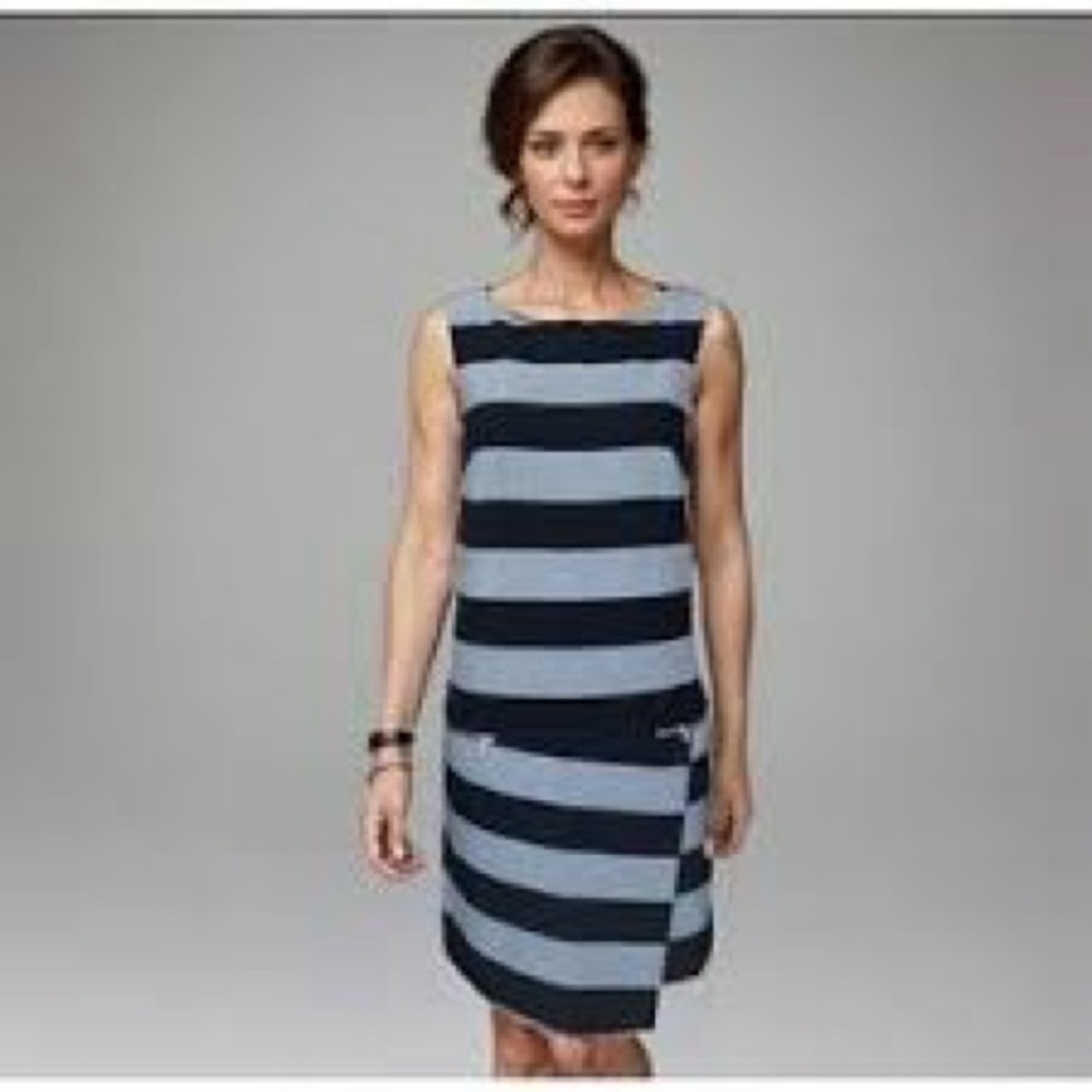 Banana Republic stunning black and grey career dress with pockets